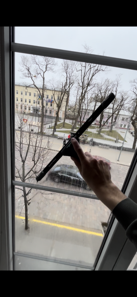 Langų valymas Ukmergėje