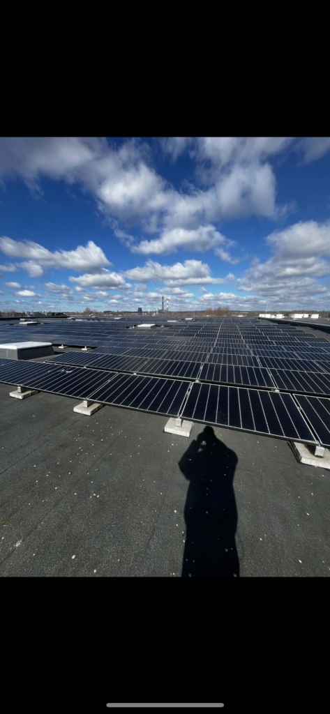 Saulės baterijų valymas lietuvoje